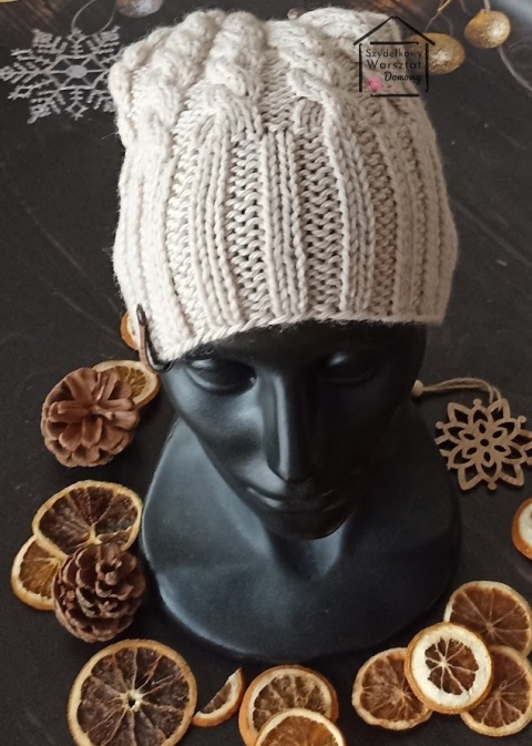 Czapka w warkocze