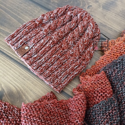 Czapka w warkocze, przejściowa