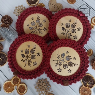 Podkładki dekoracyjne na stół, pod talerzyk deserowy