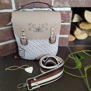 Torebka na ramię typu listonoszka