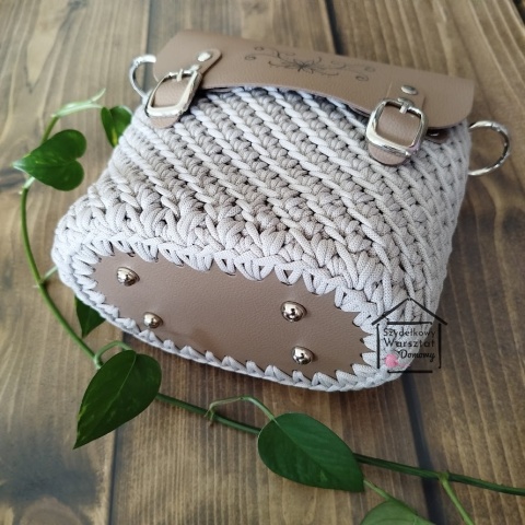 Torebka na ramię typu listonoszka