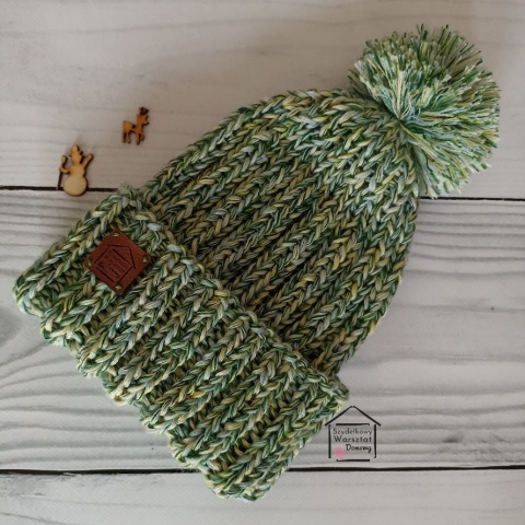 Zimowa czapka z pomponem